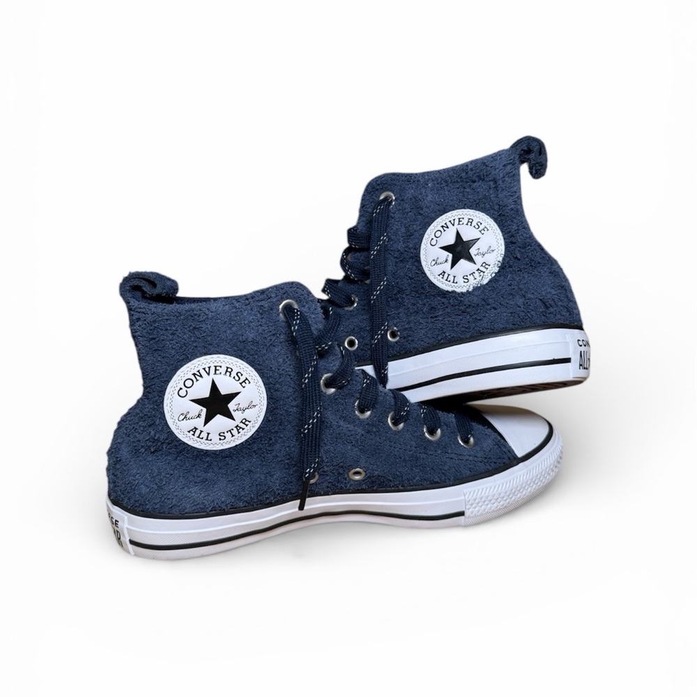 Converse Navy Chuck Taylor All Star Hi Top Suede Sneakers Womens Sz 7, Mens Sz 5